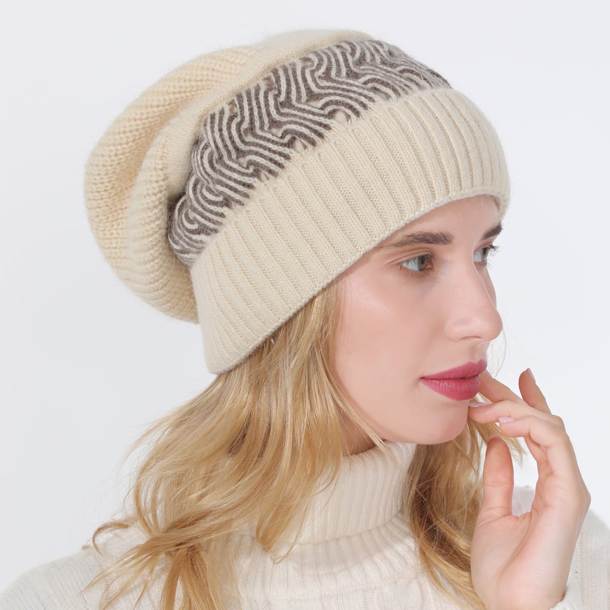 Fashion Color Matching Thick Knitted Cone Hat