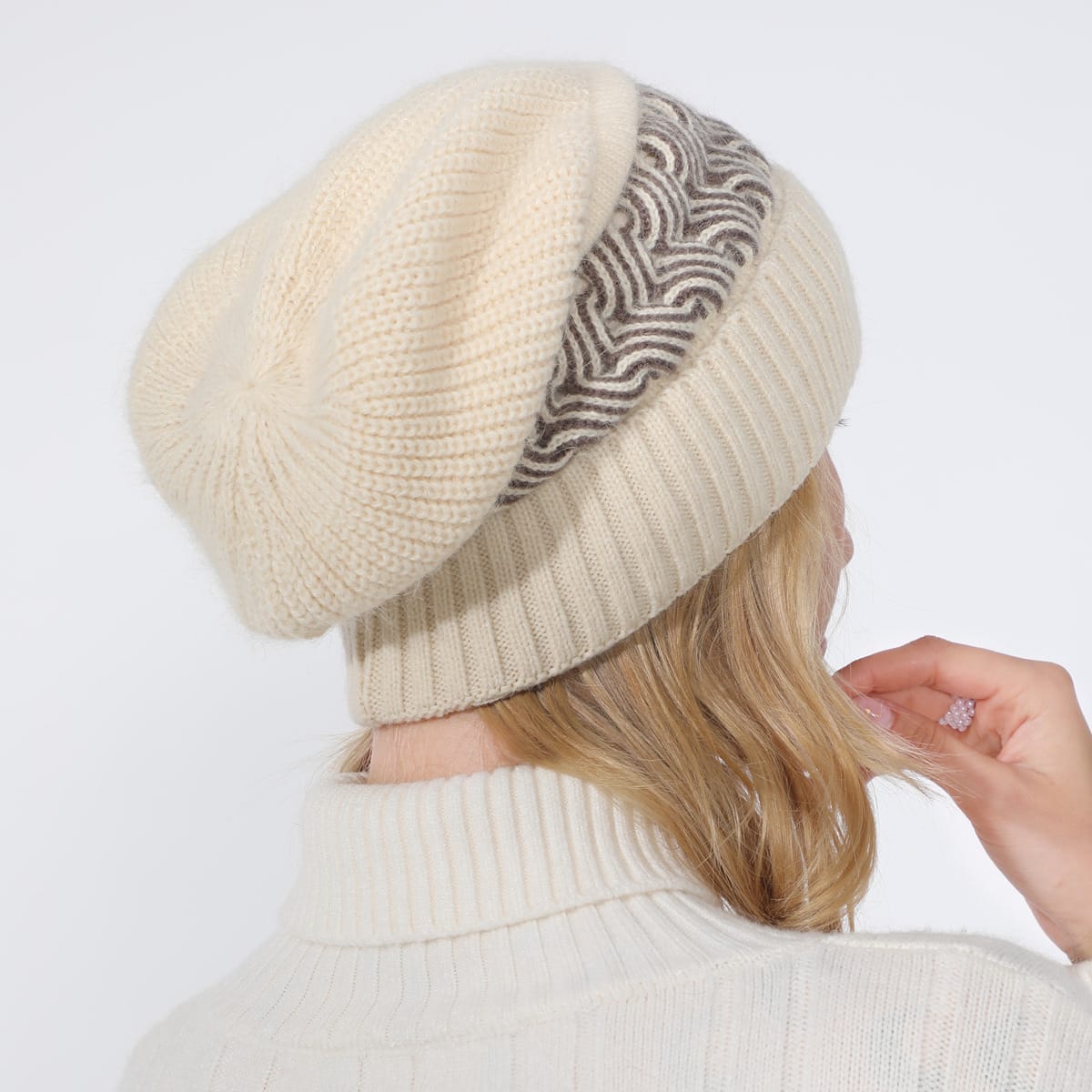 Fashion Color Matching Thick Knitted Cone Hat