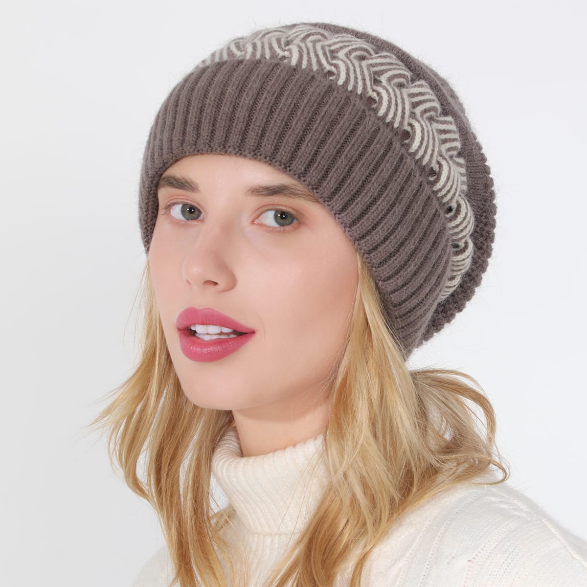 Fashion Color Matching Thick Knitted Cone Hat