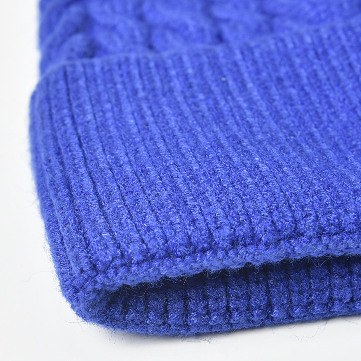 Unisex Solid Color Winter Thick Warm Knitted Hat