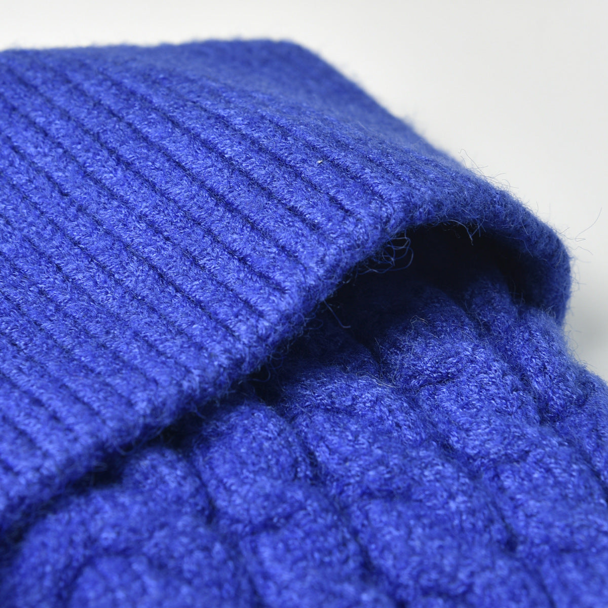Unisex Solid Color Winter Thick Warm Knitted Hat