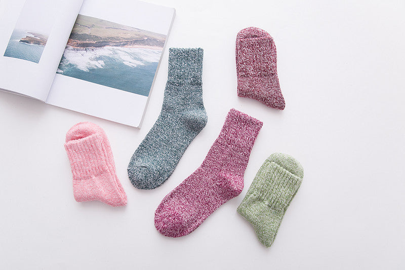 Women Fashion Knitted Warm Socks for Autumn Winter