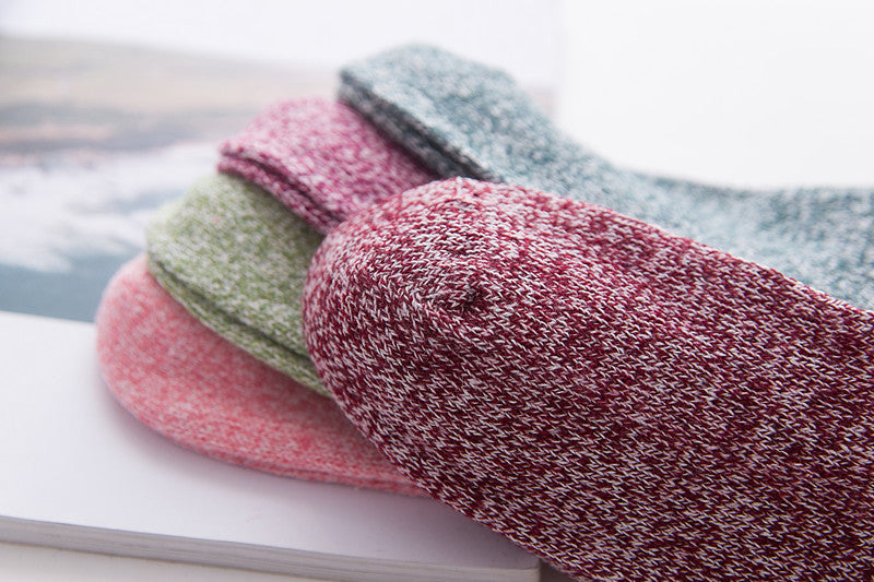 Women Fashion Knitted Warm Socks for Autumn Winter