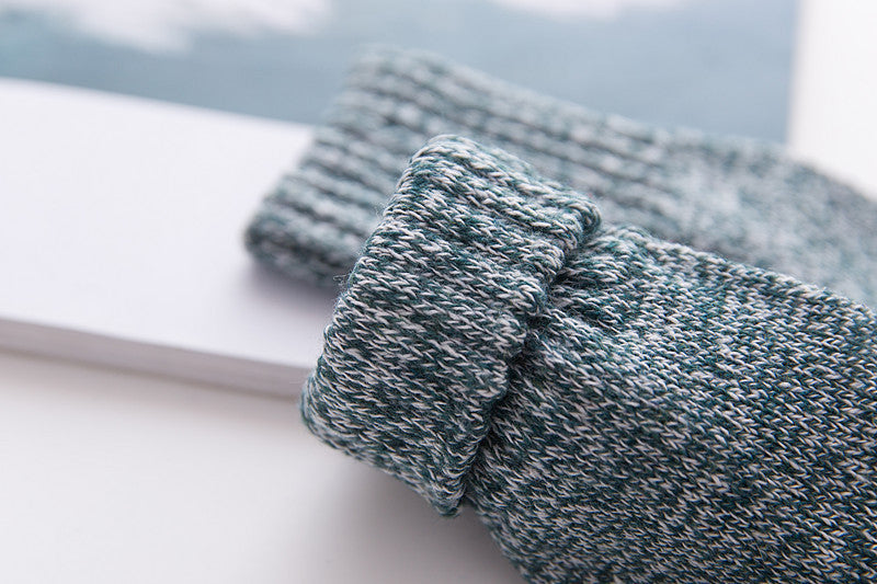 Women Fashion Knitted Warm Socks for Autumn Winter